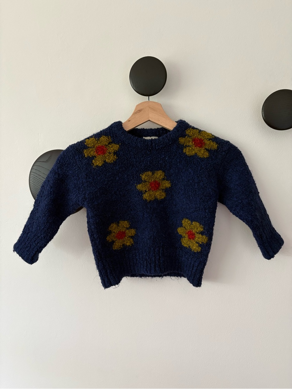 the campamento Kids sweater